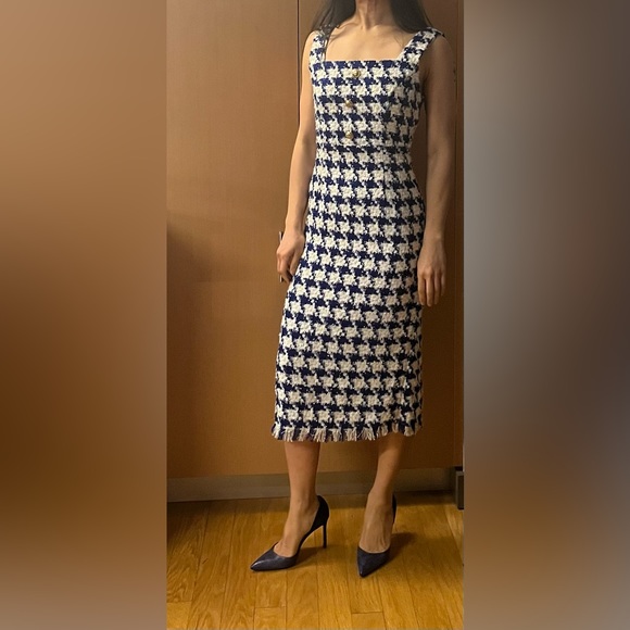 Chanel-like midi dress - Picture 6 of 7